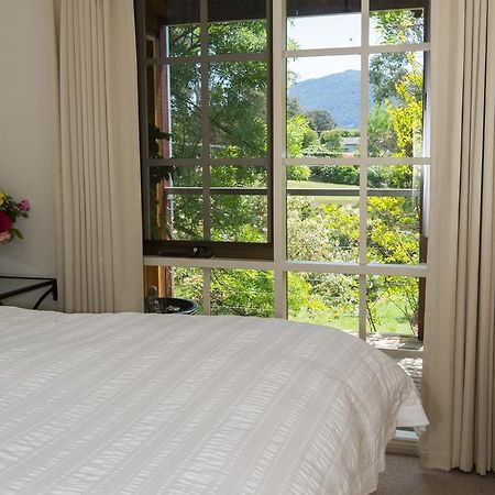 Bed and Breakfast Hollyhock Macedon Pokoj fotografie